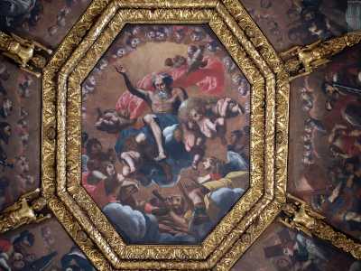 ...in cui � ritratta una visione del Paradiso illuminata dalla figura del Padre Eterno, retto da alcuni cherubini